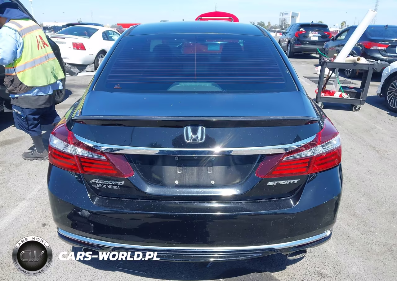 2016 Honda Accord Sport VIN:1HGCR2F56GA113166 - 16