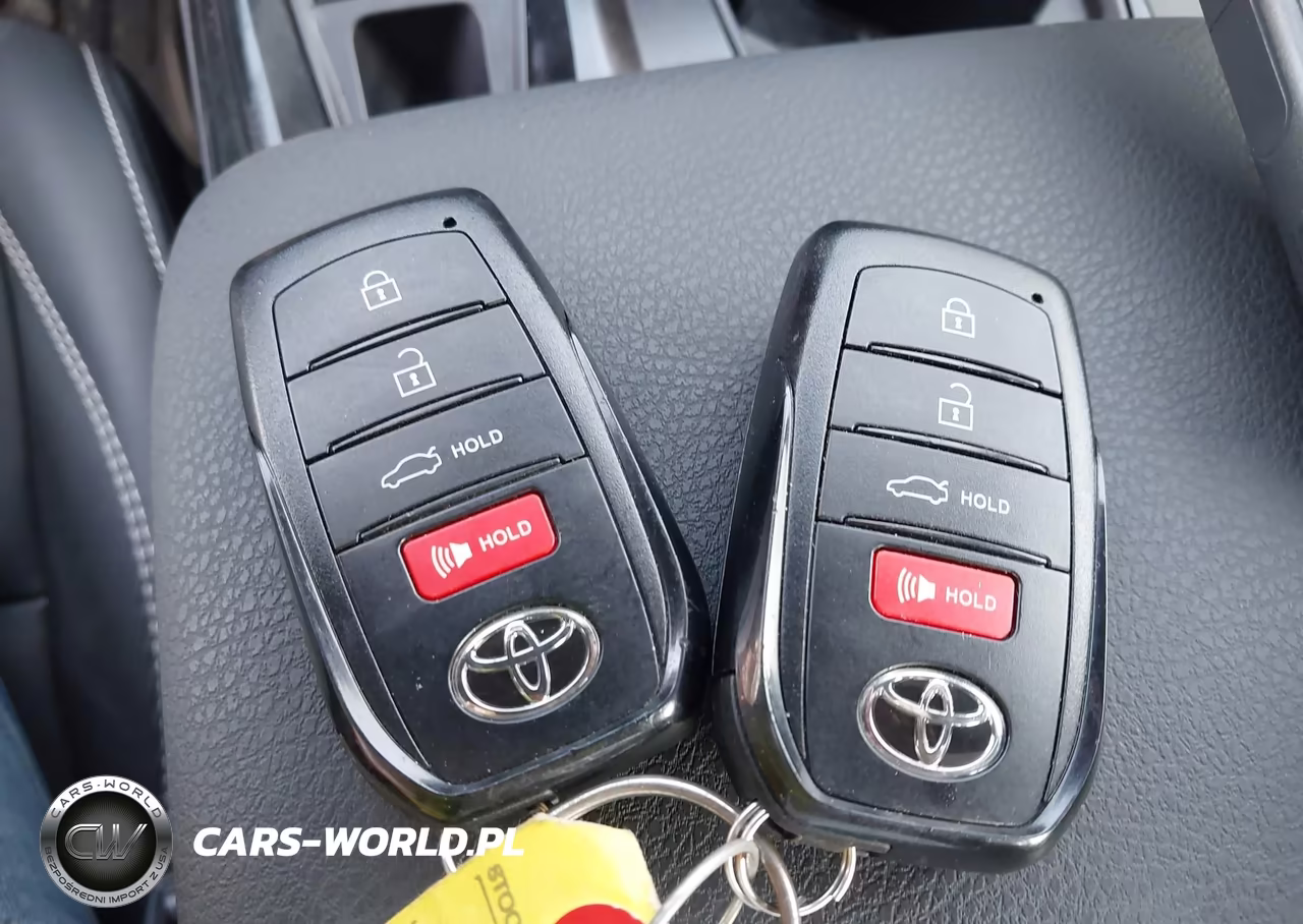 2026 Toyota Camry Se VIN:4T1DAACK6TU734197 - 11