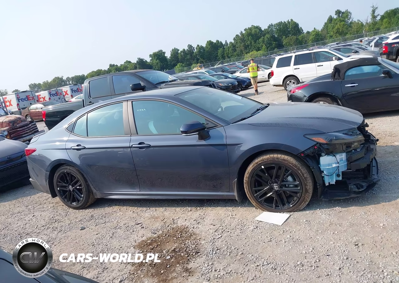 2026 Toyota Camry Se VIN:4T1DAACK6TU734197 - 14