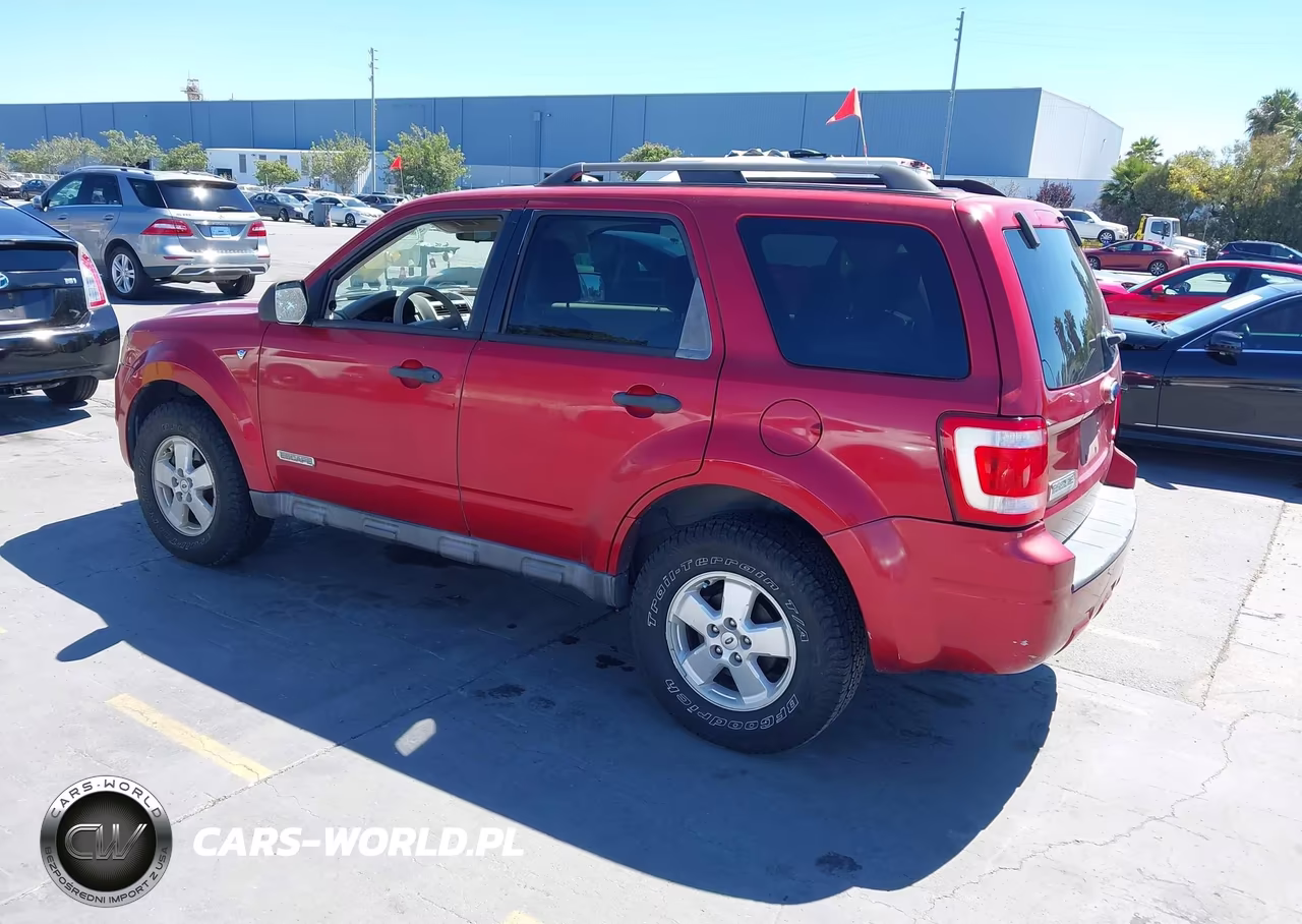 2008 Ford Escape Xlt VIN:1FMCU93138KA09426 - 3