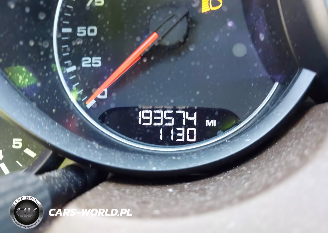 2015 Porsche Cayenne Turbo VIN:WP1AC2A21FLA82088 - 15