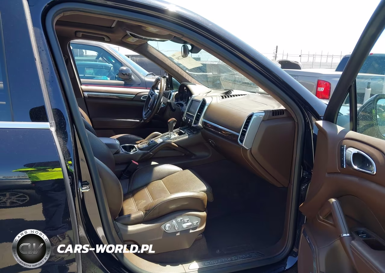 2015 Porsche Cayenne Turbo VIN:WP1AC2A21FLA82088 - 5