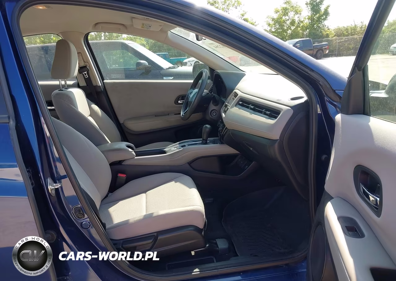 2017 Honda Hr-V Lx VIN:3CZRU6H36HG705464 - 5