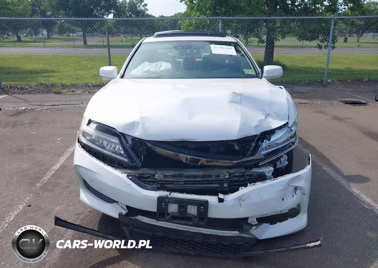 2017 Honda Accord Touring V6 VIN:1HGCT2B0XHA005260 - 12
