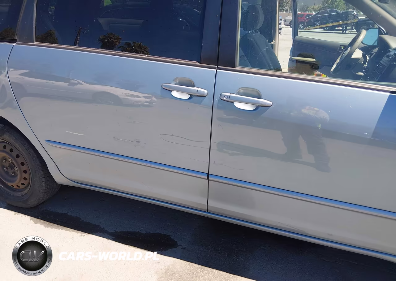2005 Toyota Sienna Le VIN:5TDZA23C25S373048 - 6