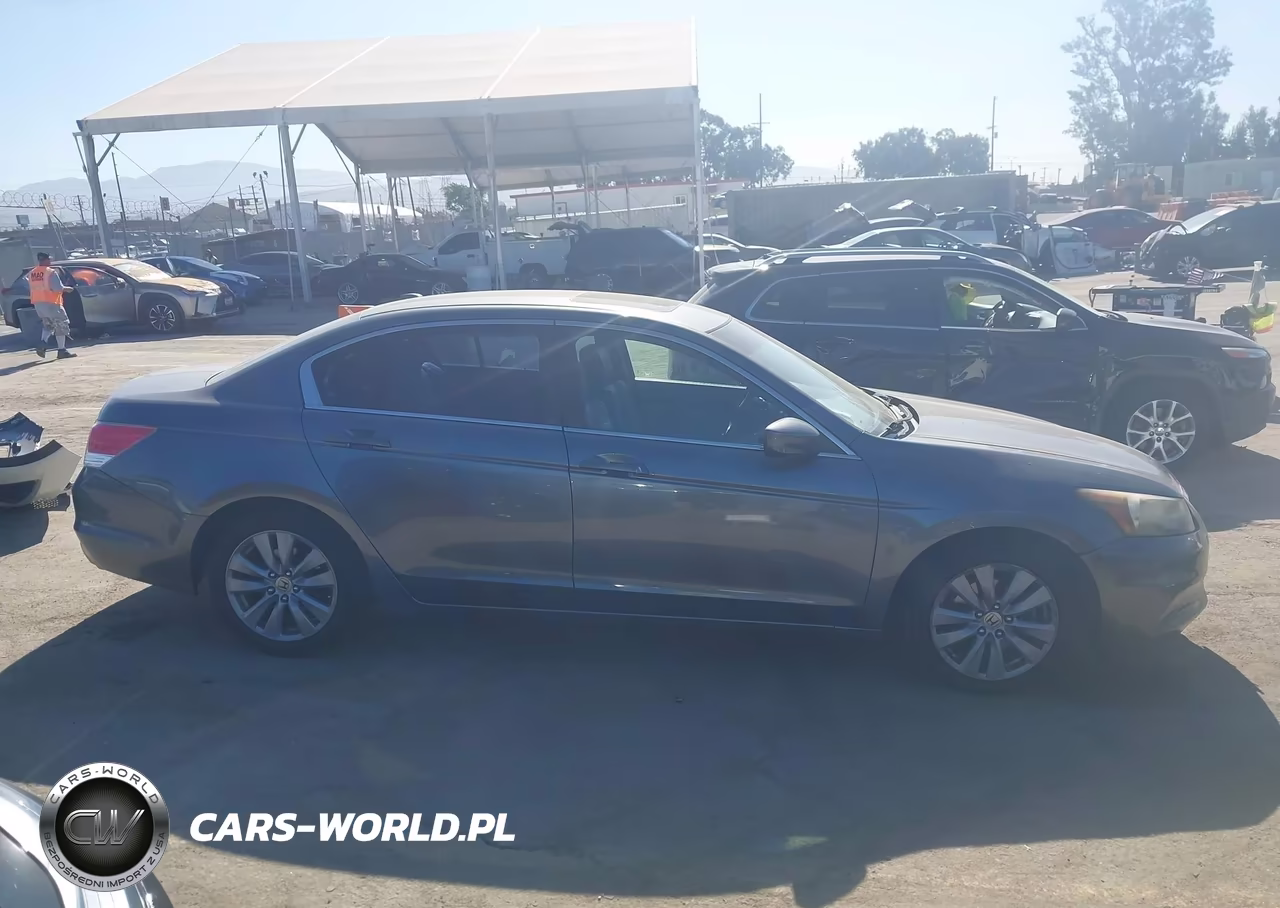 2011 Honda Accord 2.4 Ex-L VIN:1HGCP2F89BA013796 - 14