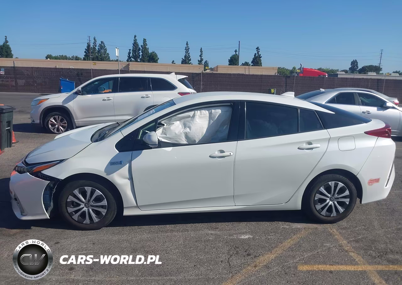 2020 Toyota Prius Prime Xle VIN:JTDKARFP7L3136384 - 14