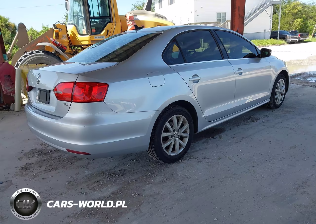 2014 Volkswagen Jetta 1.8T Se VIN:3VWD07AJXEM223620 - 4
