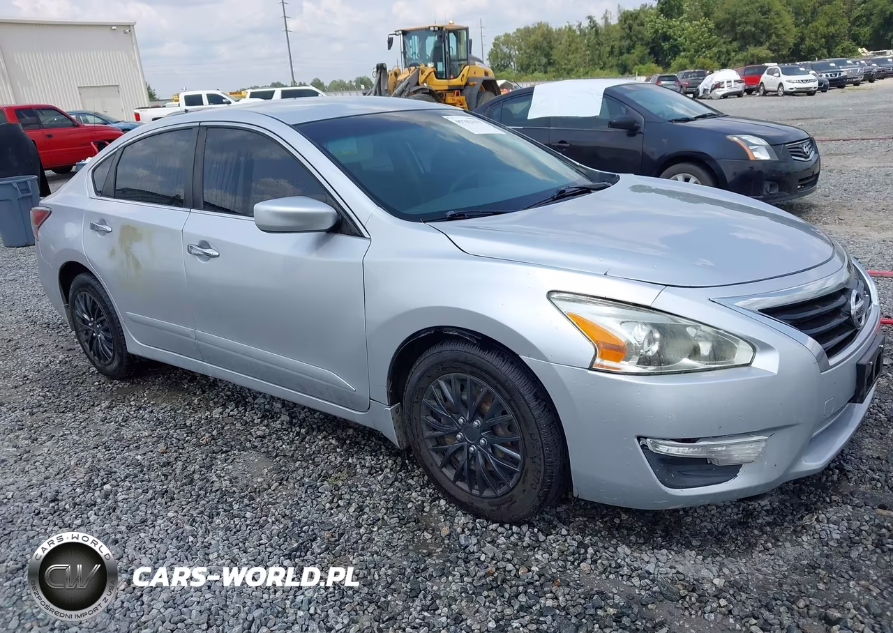 2015 Nissan Altima 2.5 S – zdjęcie 1 z 11