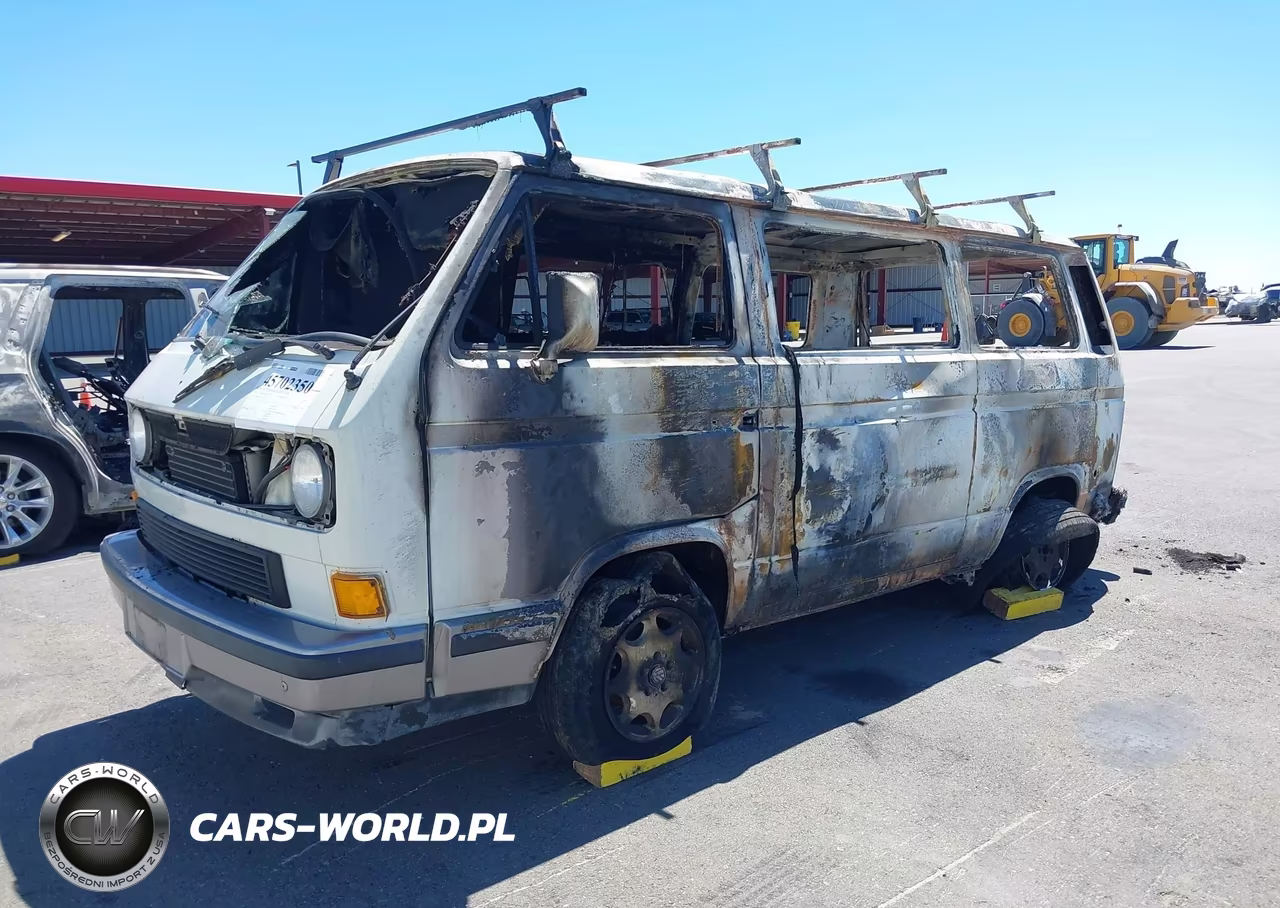 1990 Volkswagen Vanagon Bus VIN:WV2YB0257LH011168 - 2