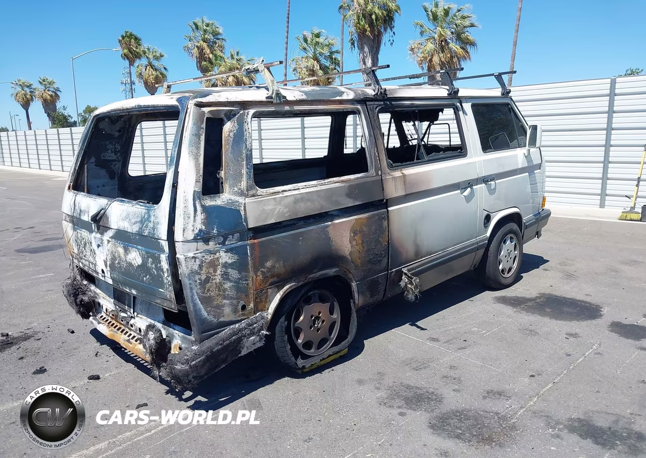 1990 Volkswagen Vanagon Bus VIN:WV2YB0257LH011168 - 4