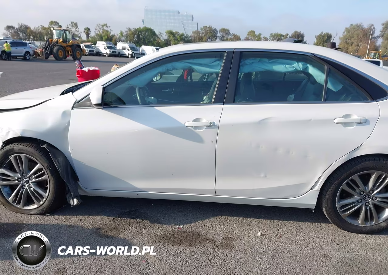 2017 Toyota Camry Se VIN:4T1BF1FK6HU379950 - 15