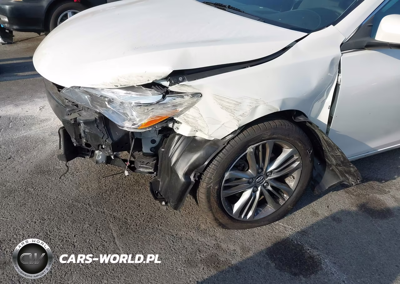 2017 Toyota Camry Se VIN:4T1BF1FK6HU379950 - 6