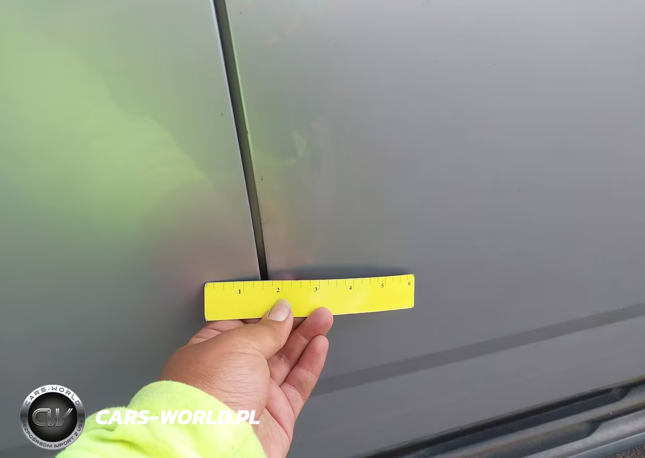 2018 Chevrolet Tahoe Ls VIN:1GNSKAEC8JR363873 - 14