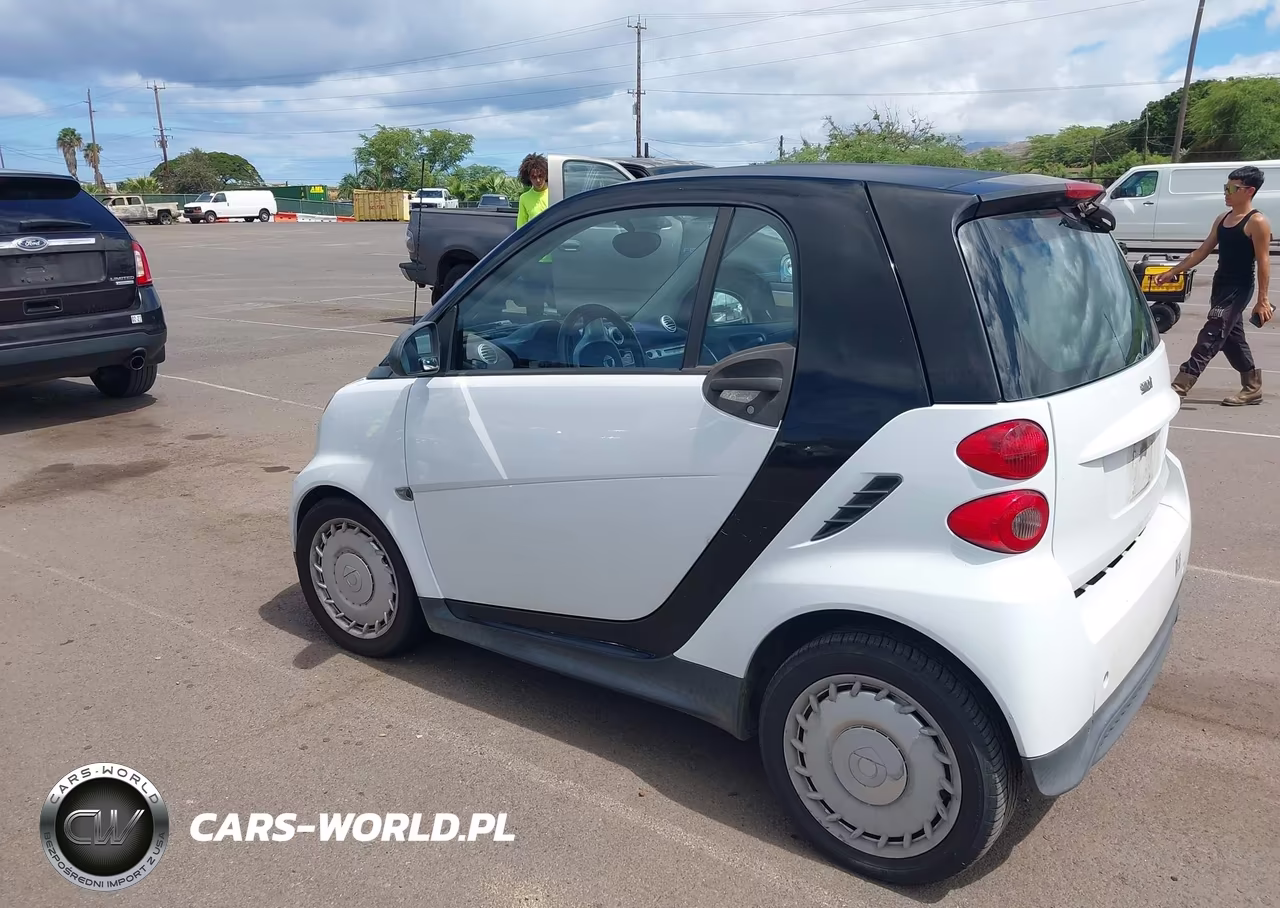2013 Smart Fortwo Pure VIN:WMEEJ3BA5DK709593 - 3