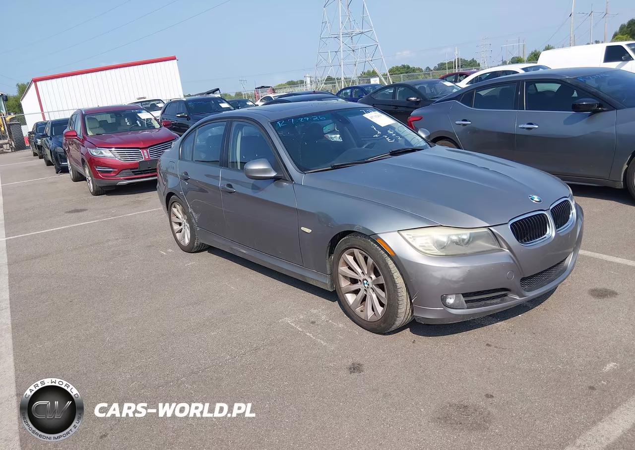 2011 BMW 328I – zdjęcie 1 z 11