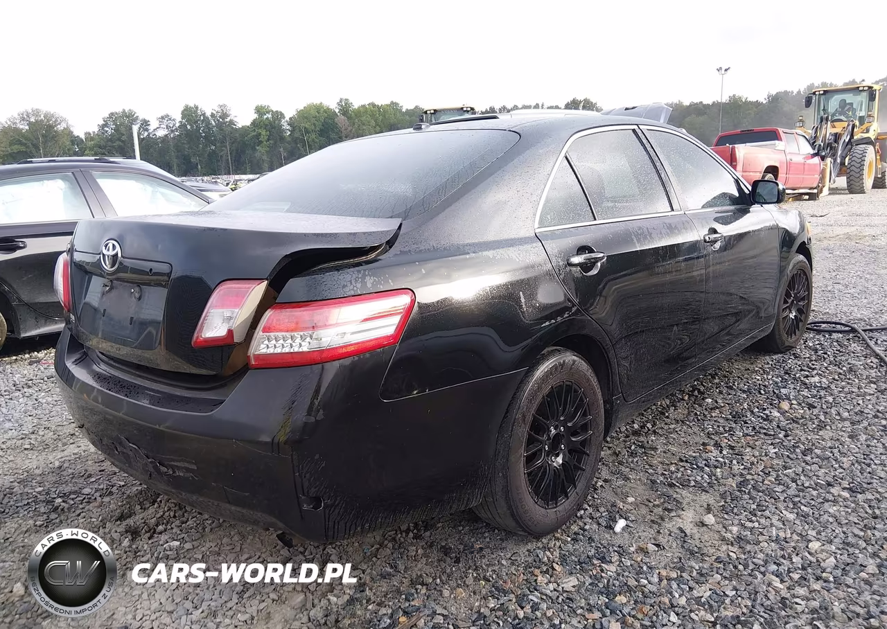 2011 Toyota Camry VIN:4T1BF3EK5BU700137 - 4