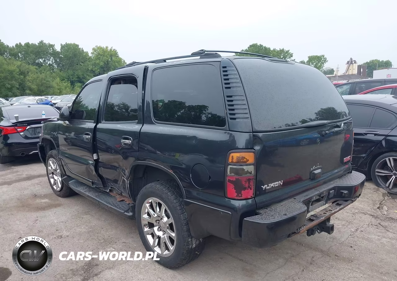 2004 GMC Yukon Denali VIN:1GKEK63U44J256602 - 3