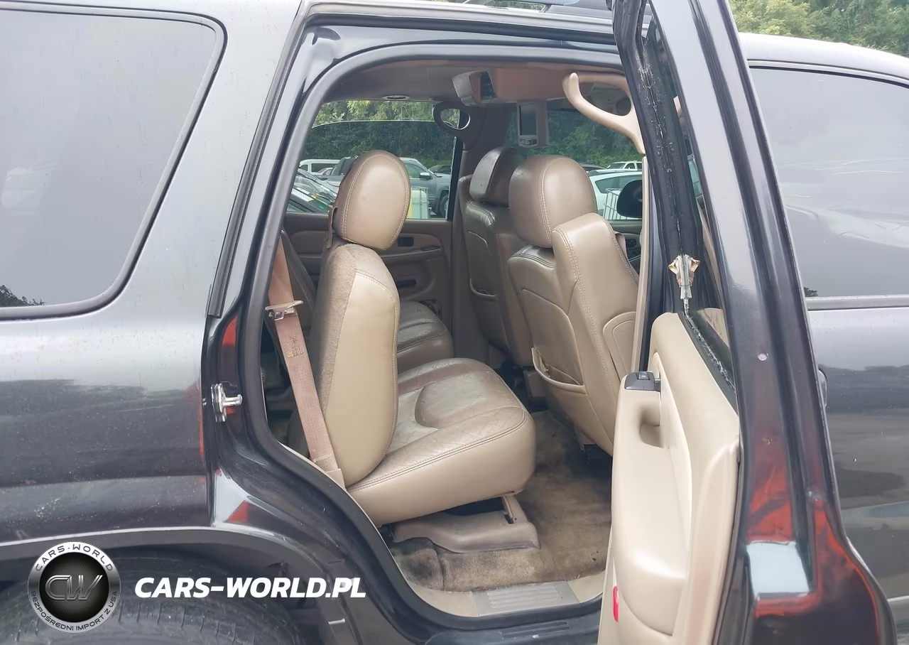 2004 GMC Yukon Denali VIN:1GKEK63U44J256602 - 8