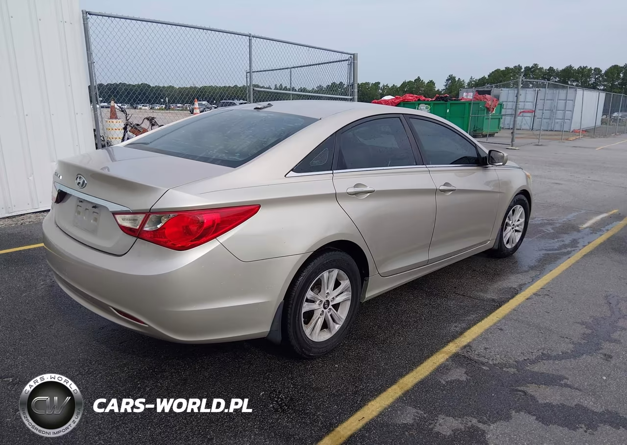 2011 Hyundai Sonata Gls VIN:5NPEB4AC2BH036388 - 4