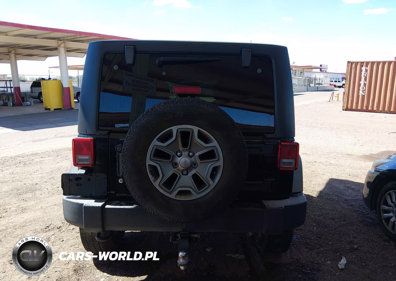 2014 Jeep Wrangler Unlimited Rubicon VIN:1C4BJWFG1EL278053 - 16