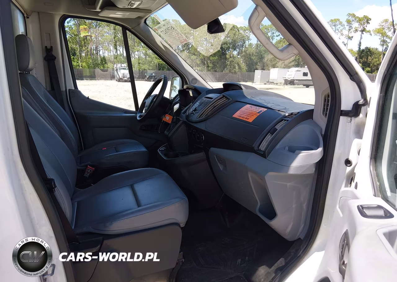 2018 Ford Transit-350 Cab VIN:1FDBF8ZM6JKA69739 - 4