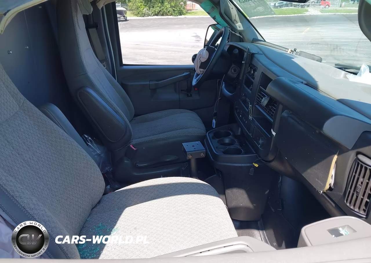 2022 GMC Savana Cargo Rwd 2500 Regular Wheelbase Work Van VIN:1GTW7AFP0N1140423 - 5