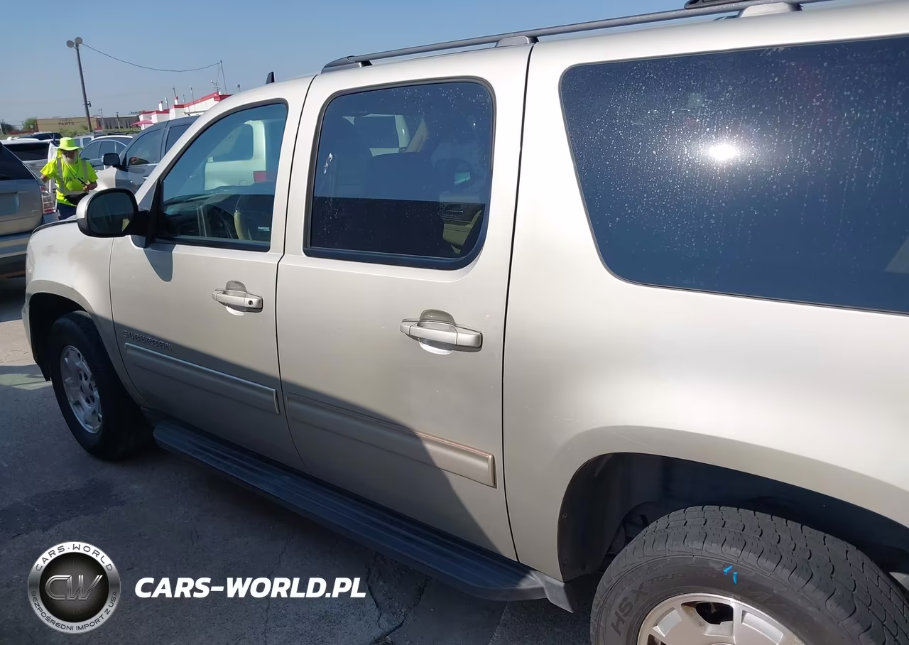 2014 Chevrolet Suburban Lt VIN:1GNSCJE06ER191710 - 14
