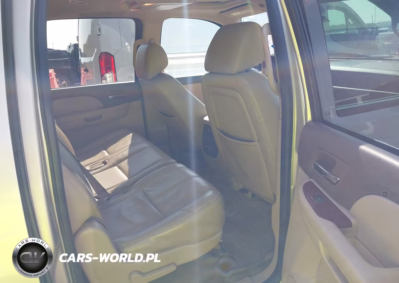 2014 Chevrolet Suburban Lt VIN:1GNSCJE06ER191710 - 8