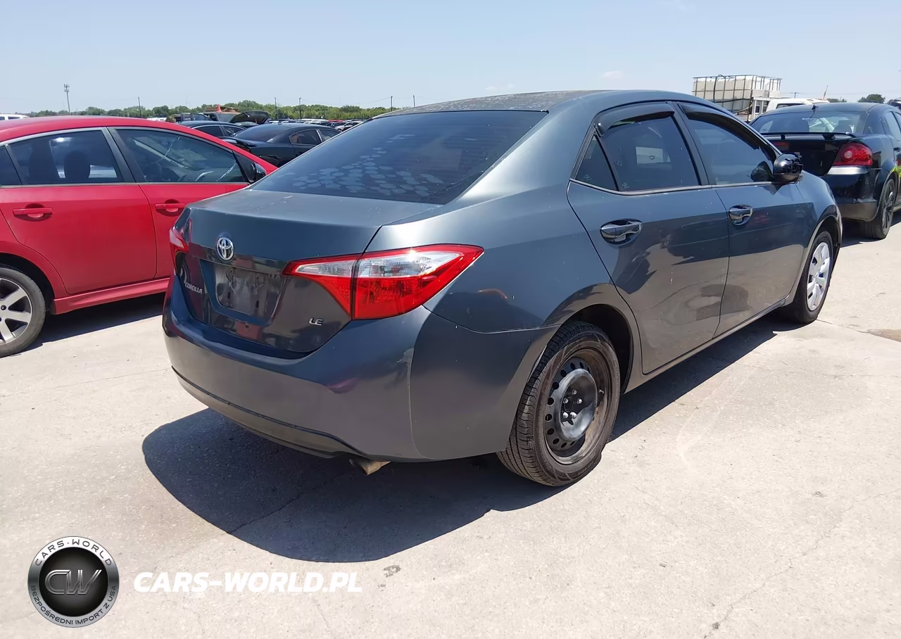 2016 Toyota Corolla Le VIN:5YFBURHE7GP492799 - 4