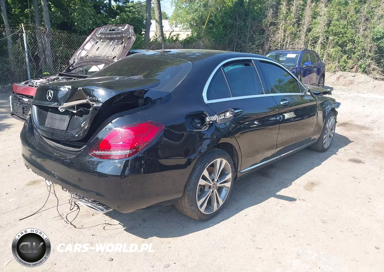 2019 Mercedes-Benz C 300 4Matic VIN:55SWF8EB1KU320206 - 4