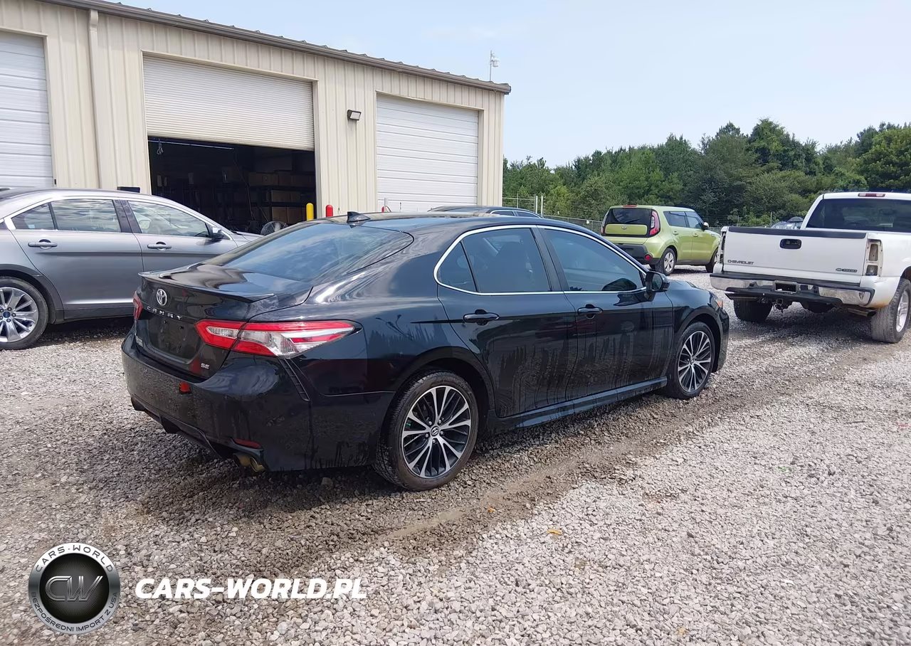 2019 Toyota Camry Se VIN:4T1B11HK9KU846586 - 4