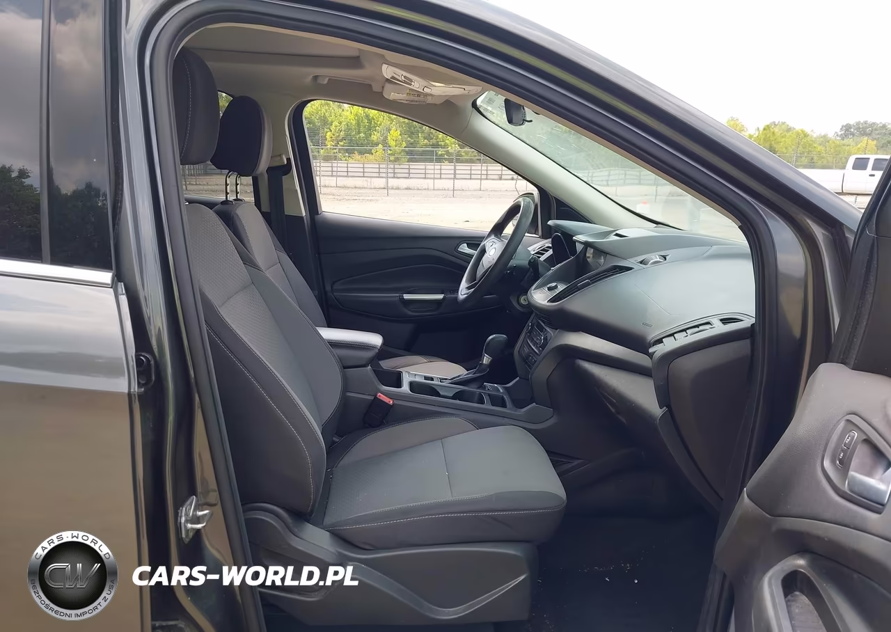2017 Ford Escape Se VIN:1FMCU0GD0HUC08888 - 5