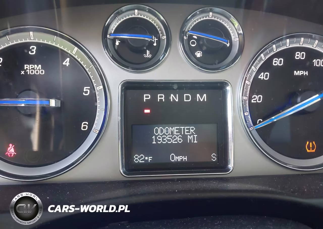 2010 Cadillac Escalade Luxury VIN:1GYUKBEF7AR150831 - 7