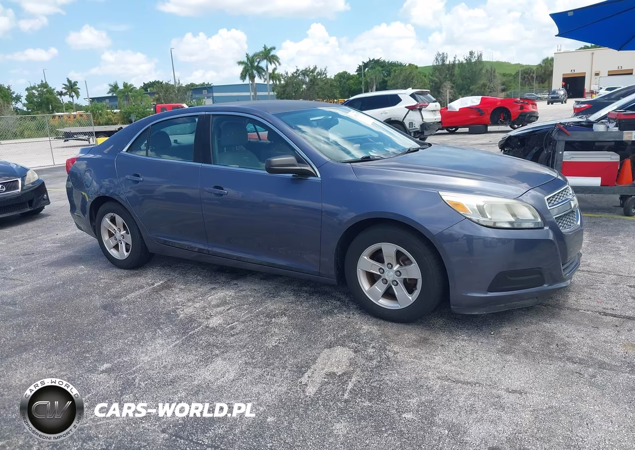 2013 Chevrolet Malibu 1Ls – zdjęcie 1 z 10