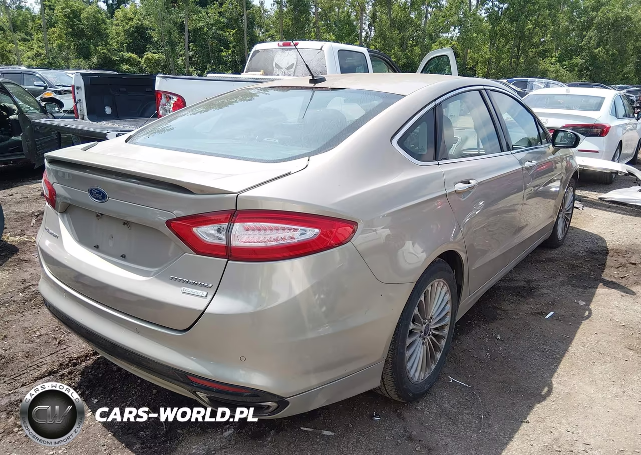 2015 Ford Fusion Titanium VIN:3FA6P0K95FR151805 - 4