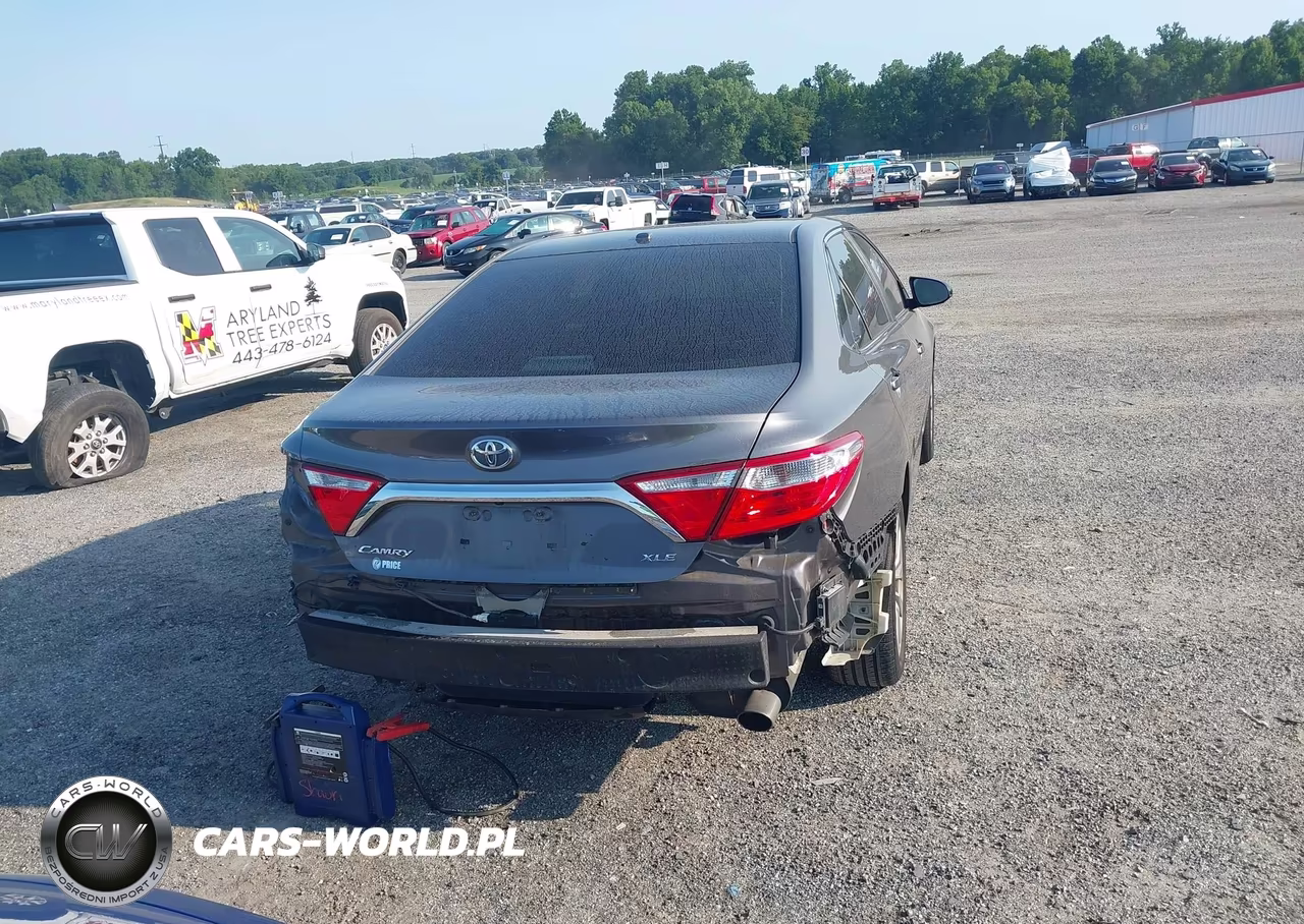 2015 Toyota Camry Xle VIN:4T1BF1FK0FU906636 - 16