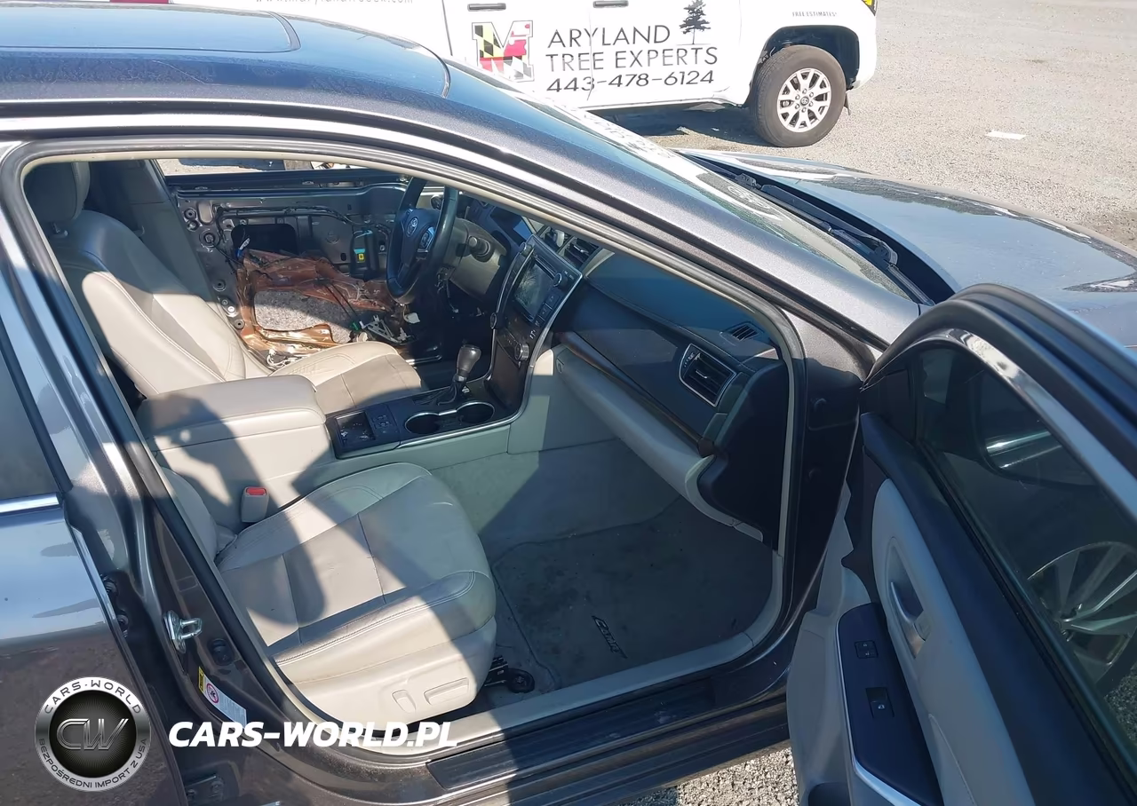 2015 Toyota Camry Xle VIN:4T1BF1FK0FU906636 - 5