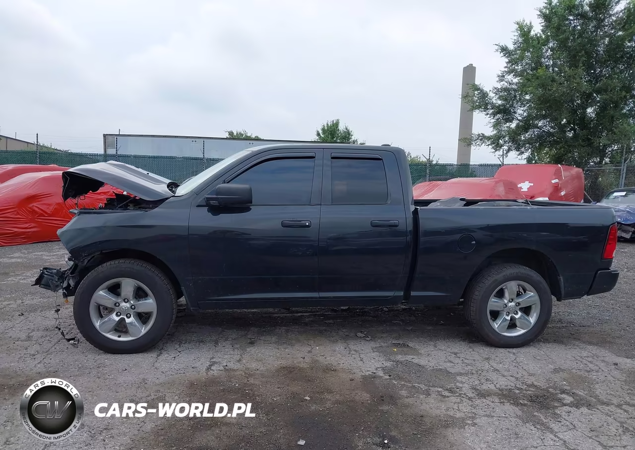 2017 Ram 1500 Express 4X4 6'4 Box VIN:1C6RR7FG4HS607424 - 14