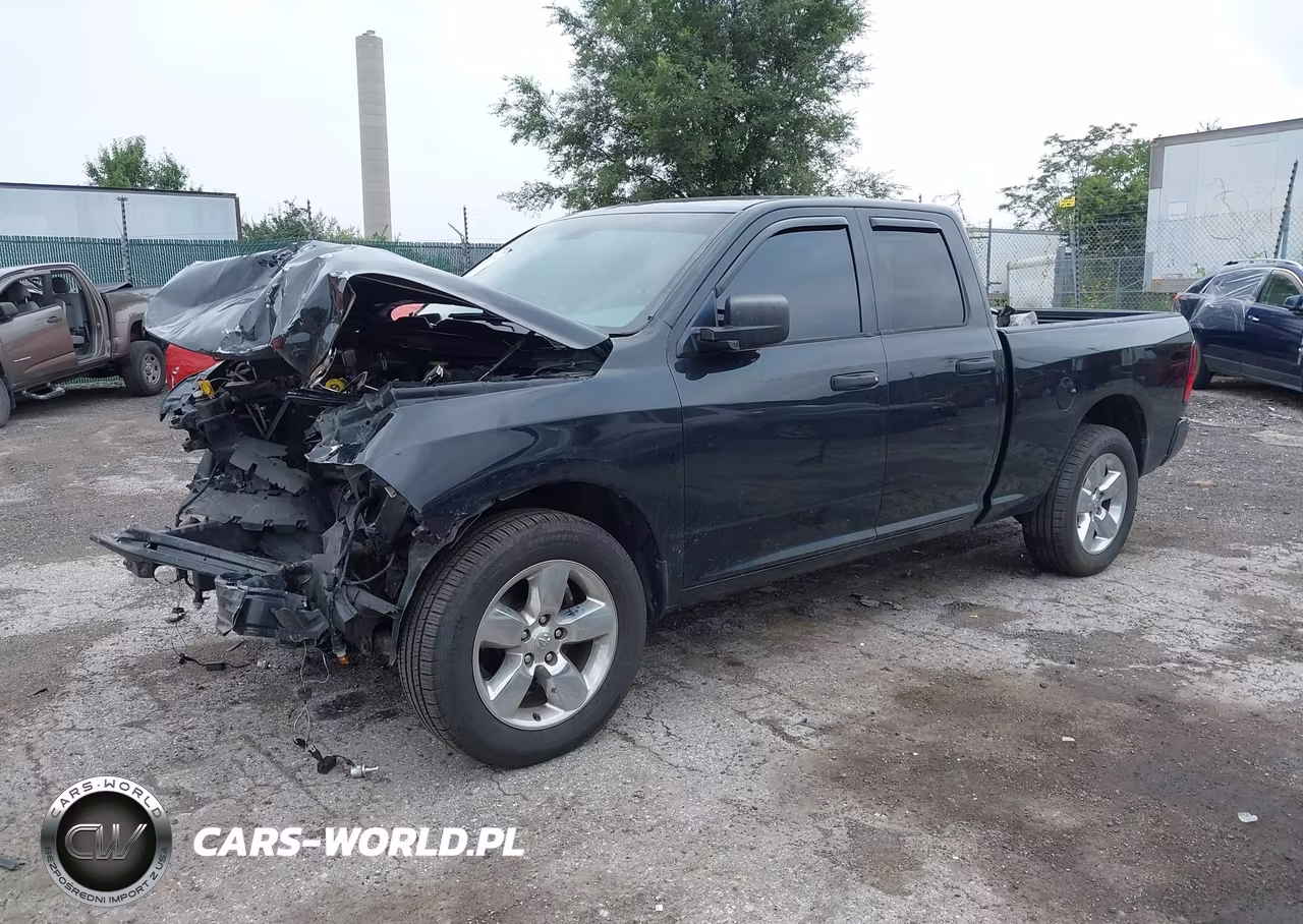 2017 Ram 1500 Express 4X4 6'4 Box VIN:1C6RR7FG4HS607424 - 2