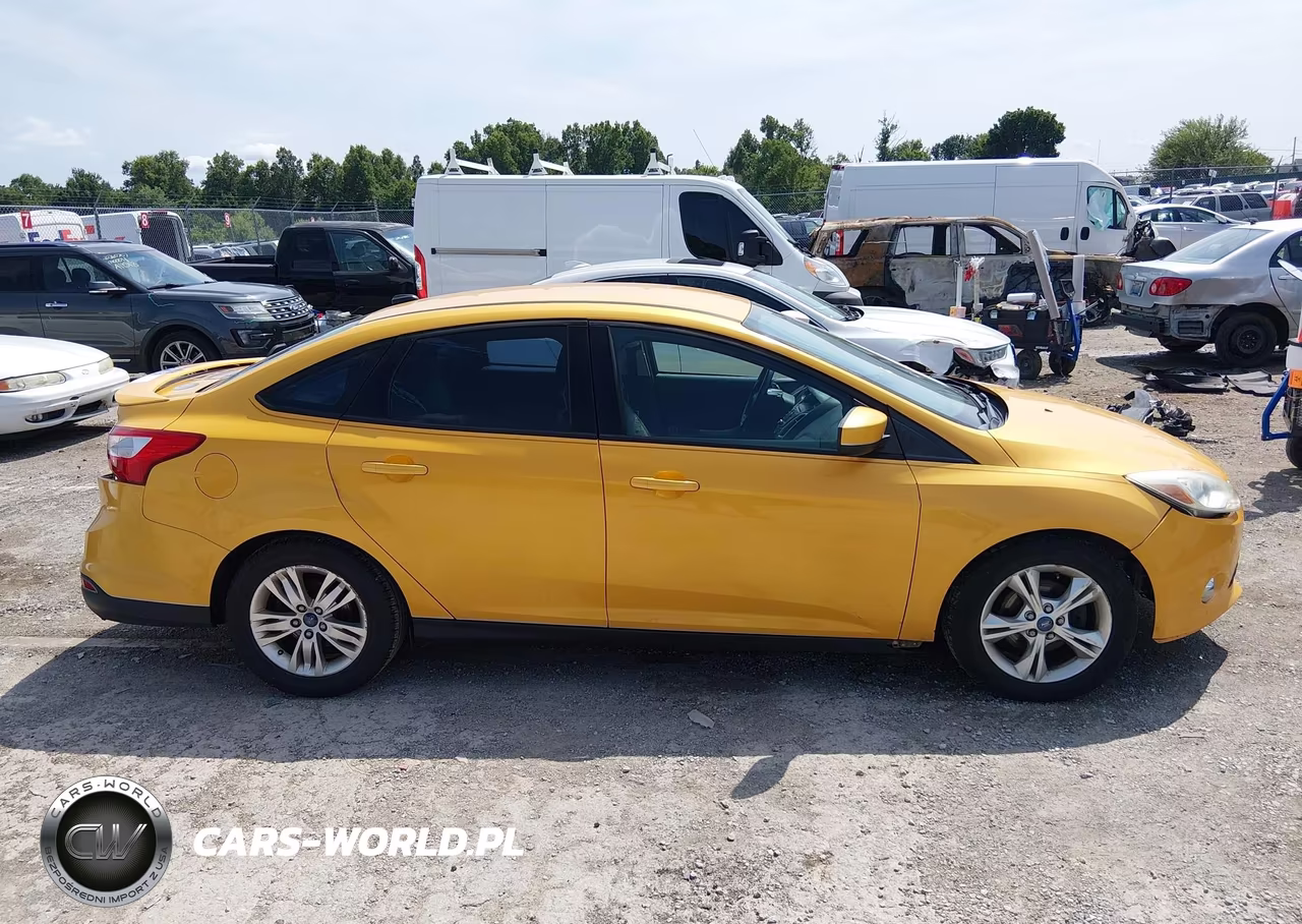 2012 Ford Focus Se VIN:1FAHP3F27CL354115 - 13