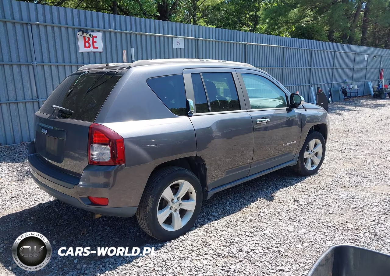 2016 Jeep Compass Sport VIN:1C4NJCBB3GD506461 - 4