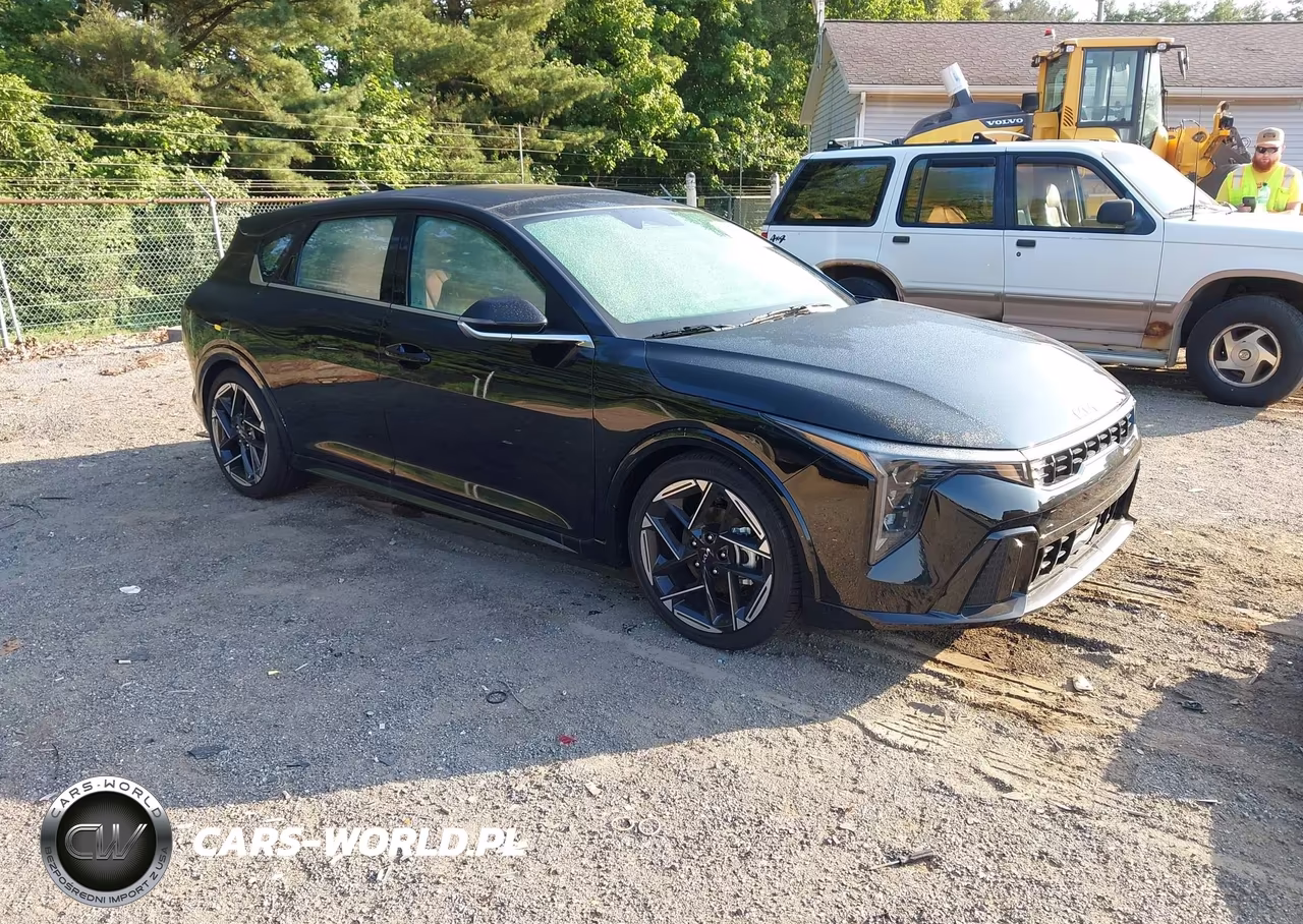2026 Kia K4 Gt-Line – zdjęcie 1 z 12