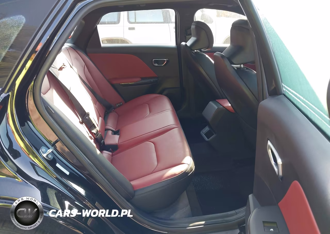 2026 Kia K4 Gt-Line VIN:3KPFU5DE4TE348820 - 8