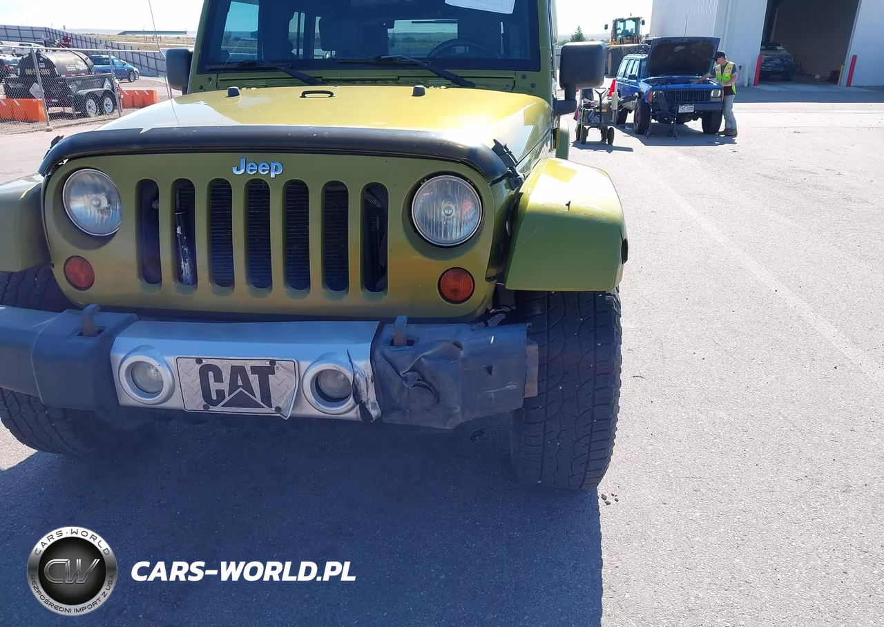 2008 Jeep Wrangler Unlimited Sahara VIN:1J8GA59168L599302 - 6