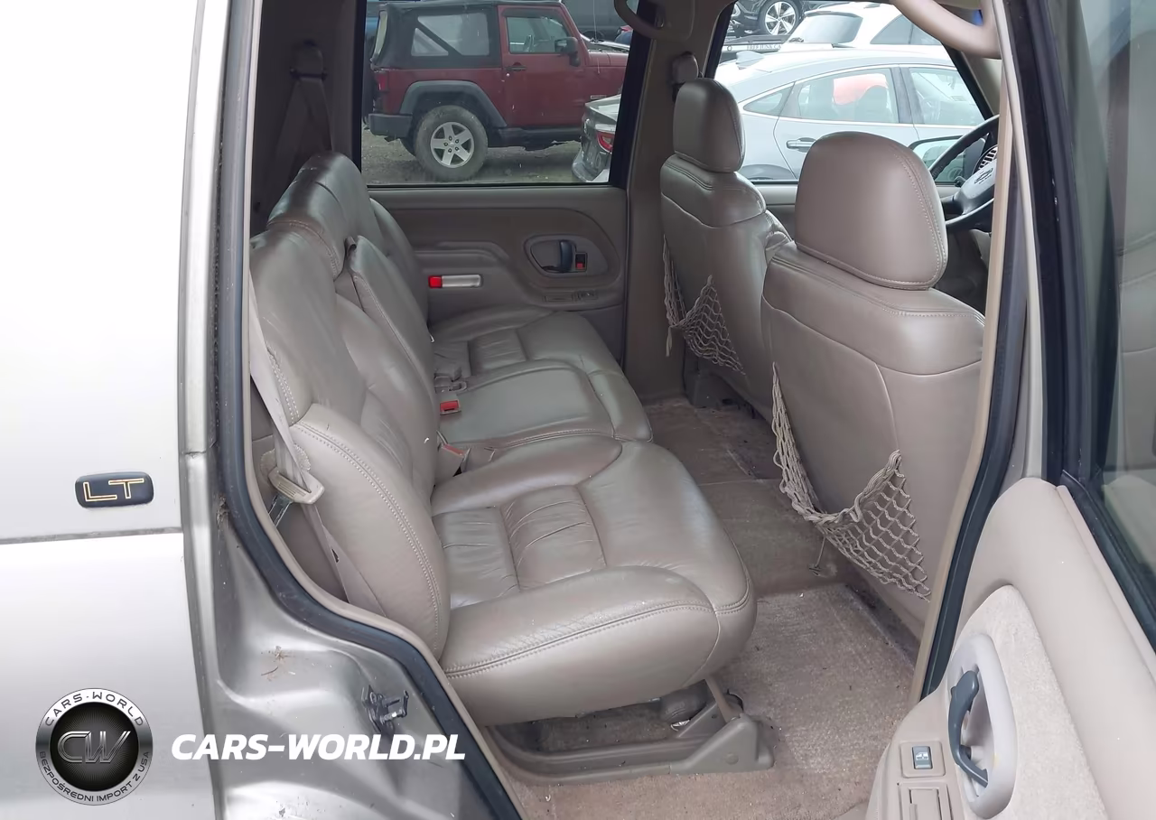 1999 Chevrolet Tahoe Ls VIN:1GNEK13R9XJ349881 - 8