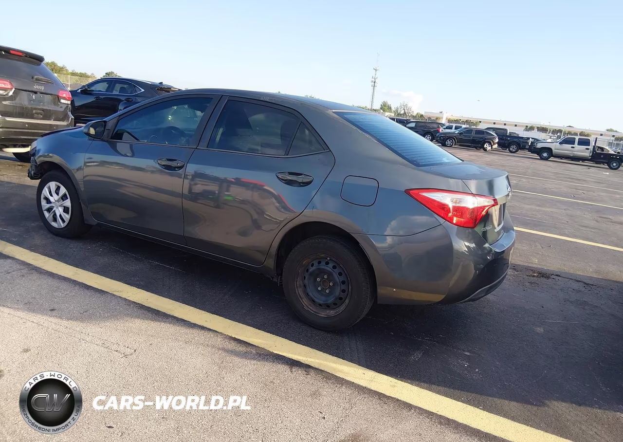 2014 Toyota Corolla L VIN:5YFBURHE9EP125884 - 3