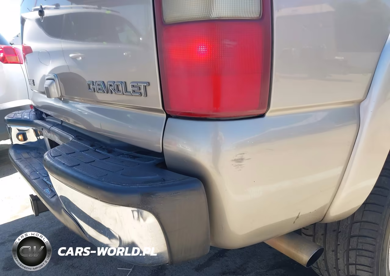 2002 Chevrolet Tahoe Lt VIN:1GNEK13T02R198967 - 12