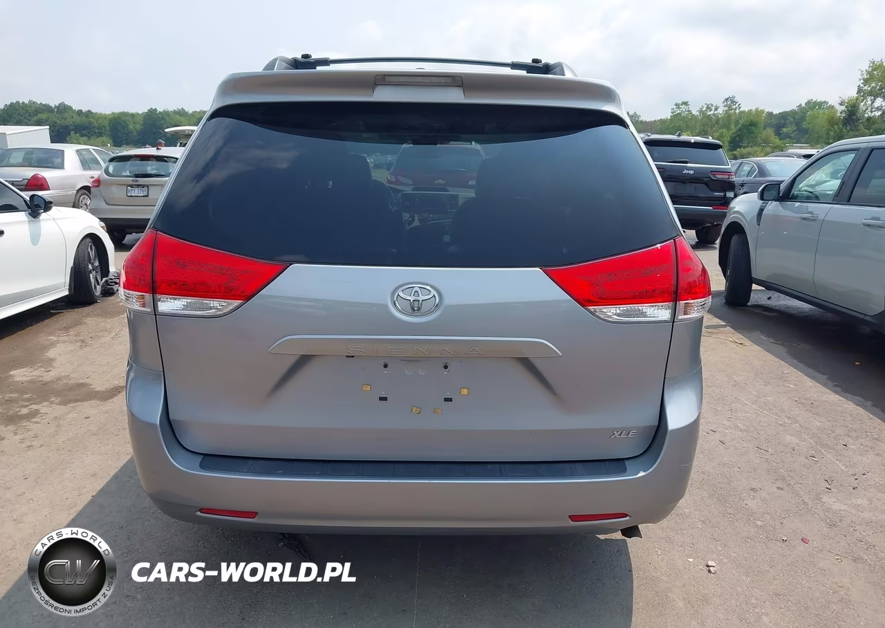 2012 Toyota Sienna Xle V6 8 Passenger VIN:5TDYK3DCXCS184660 - 16