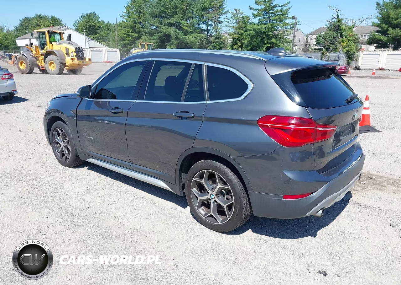 2016 BMW X1 xDrive28I VIN:WBXHT3C32GP886201 - 3